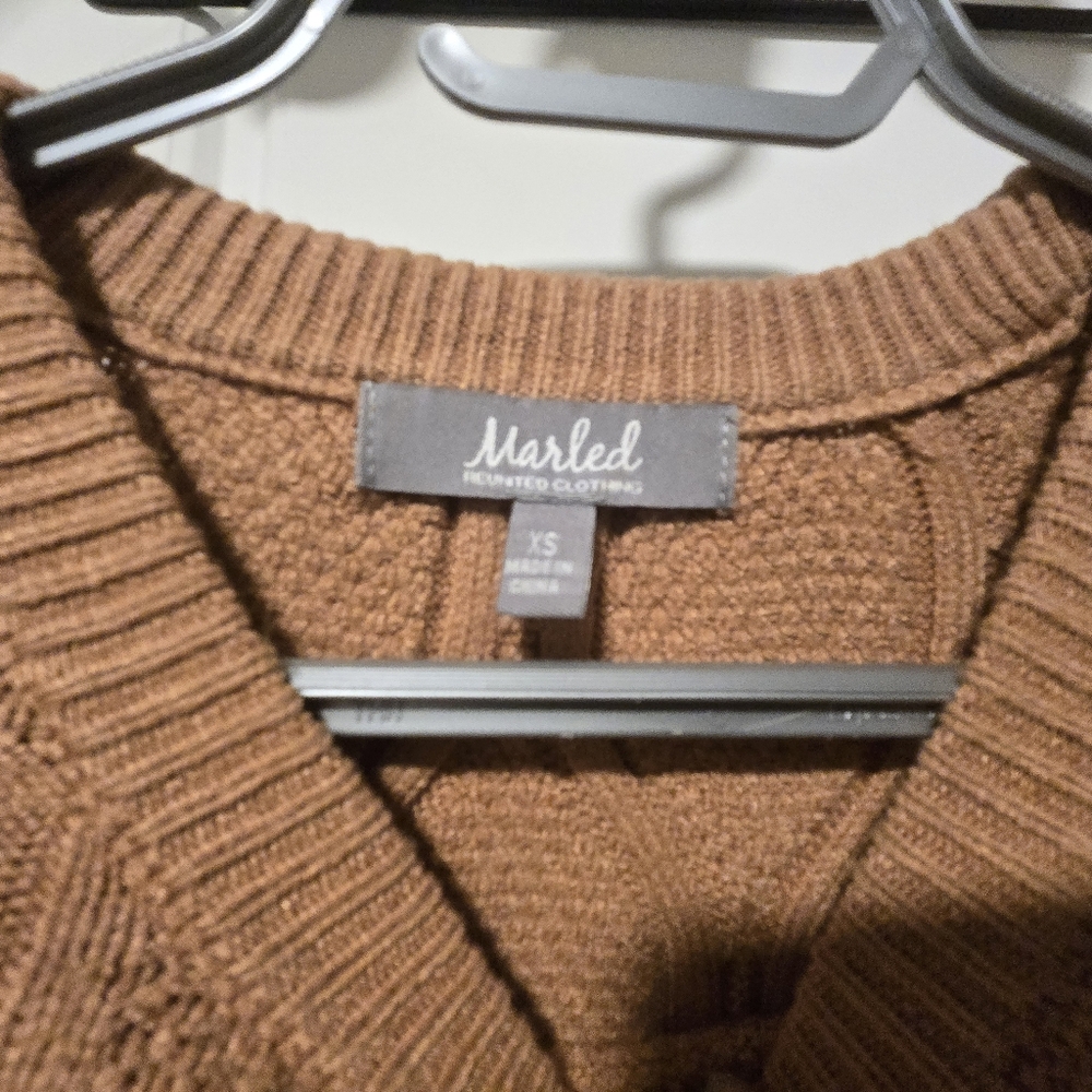 Sweater - Picture 2 of 2